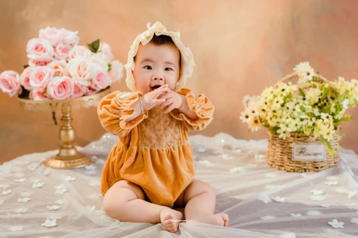 淇县宝宝从鼻子里溢奶处理